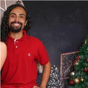 Atualmente, estou cursando Educação Especial e atuo com crianças no espectro autista